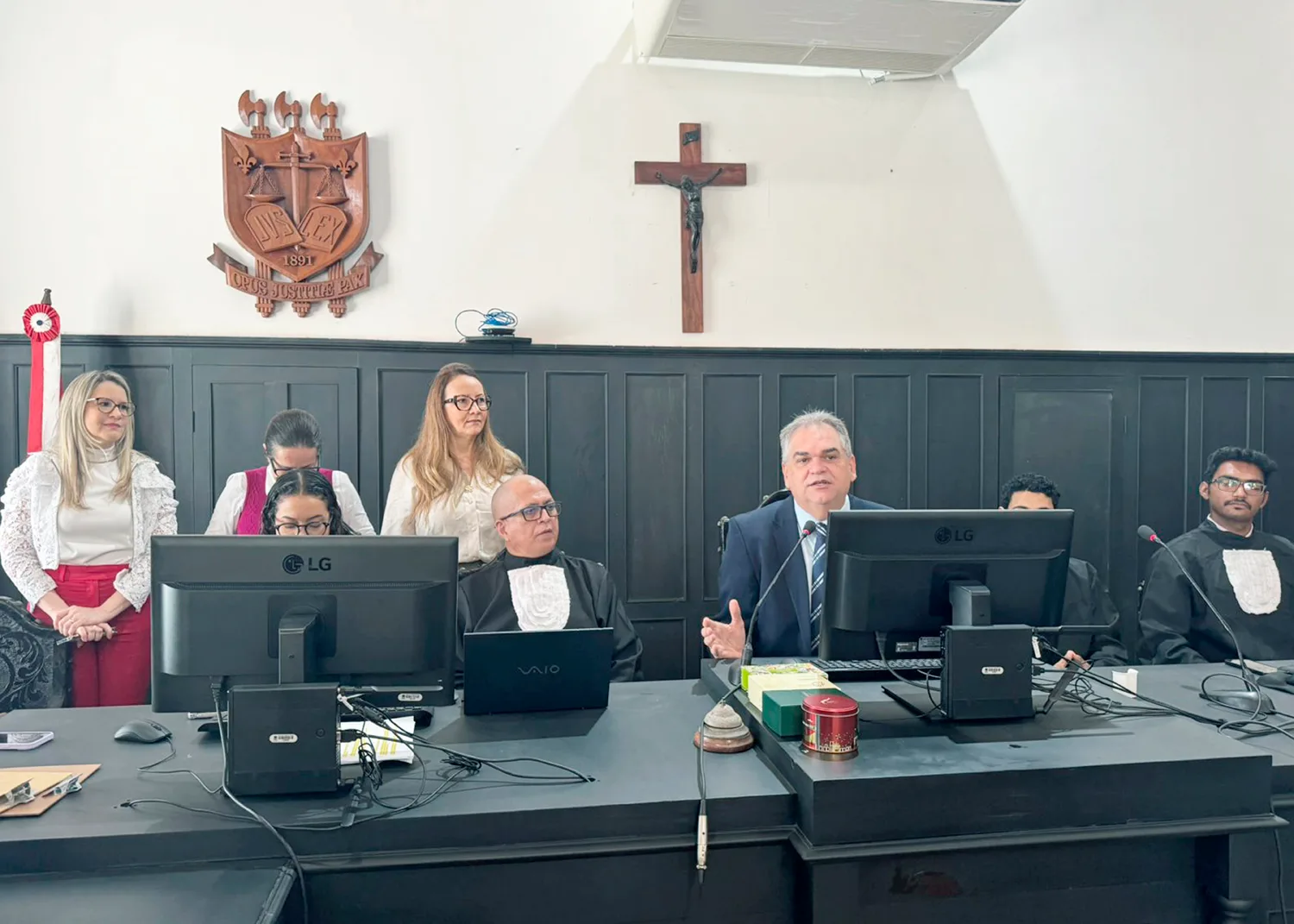 Registro da equipe na simulação de O Frei Assassino — fotografia 4