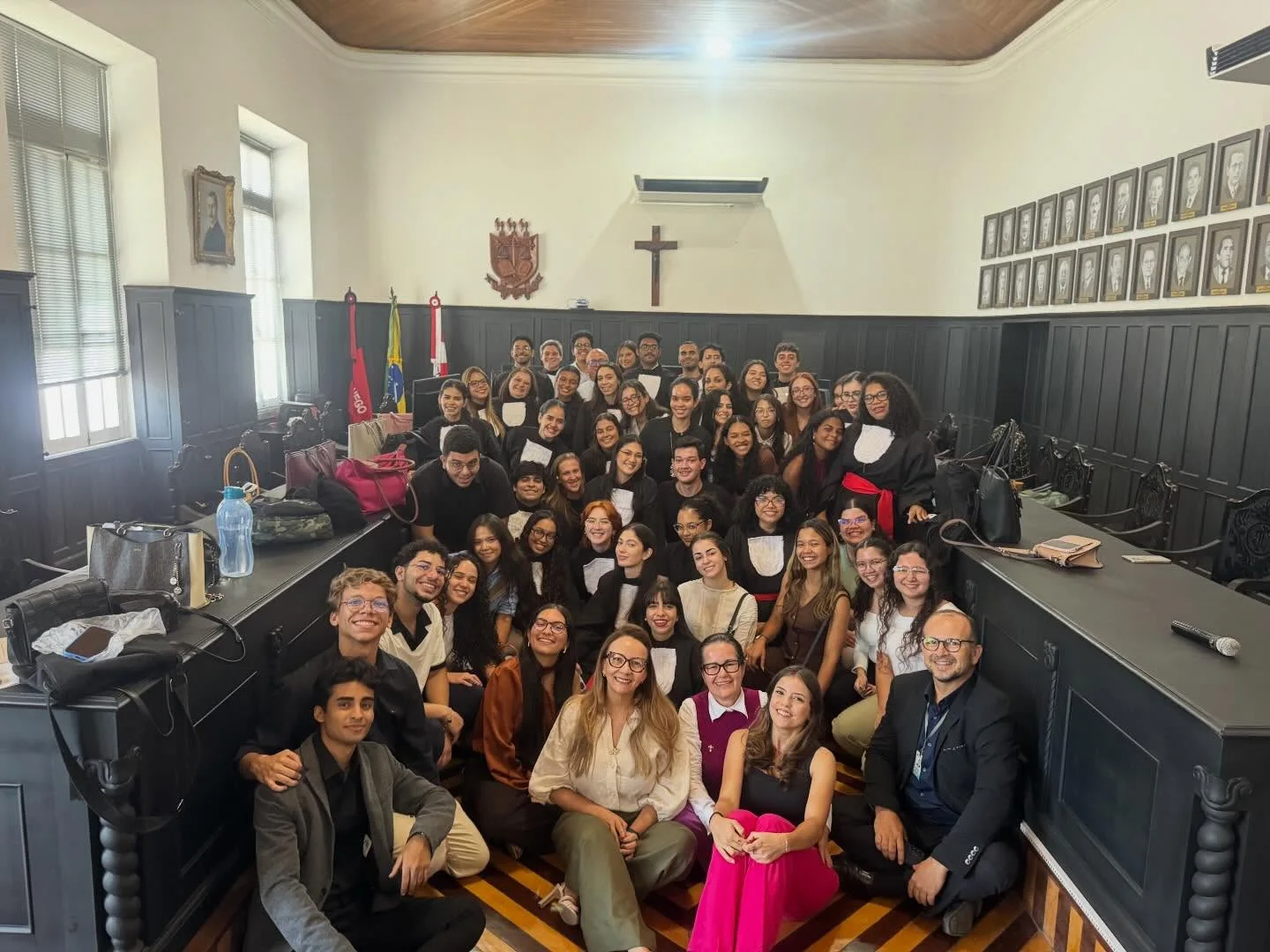 Equipe reunida no plenário após a simulação de O Suplício de Valdemarina